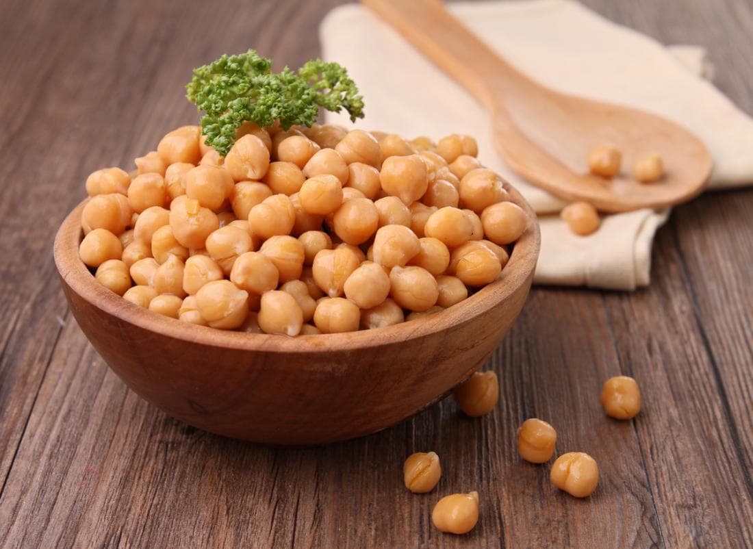 Chickpeas benefits for skin and health